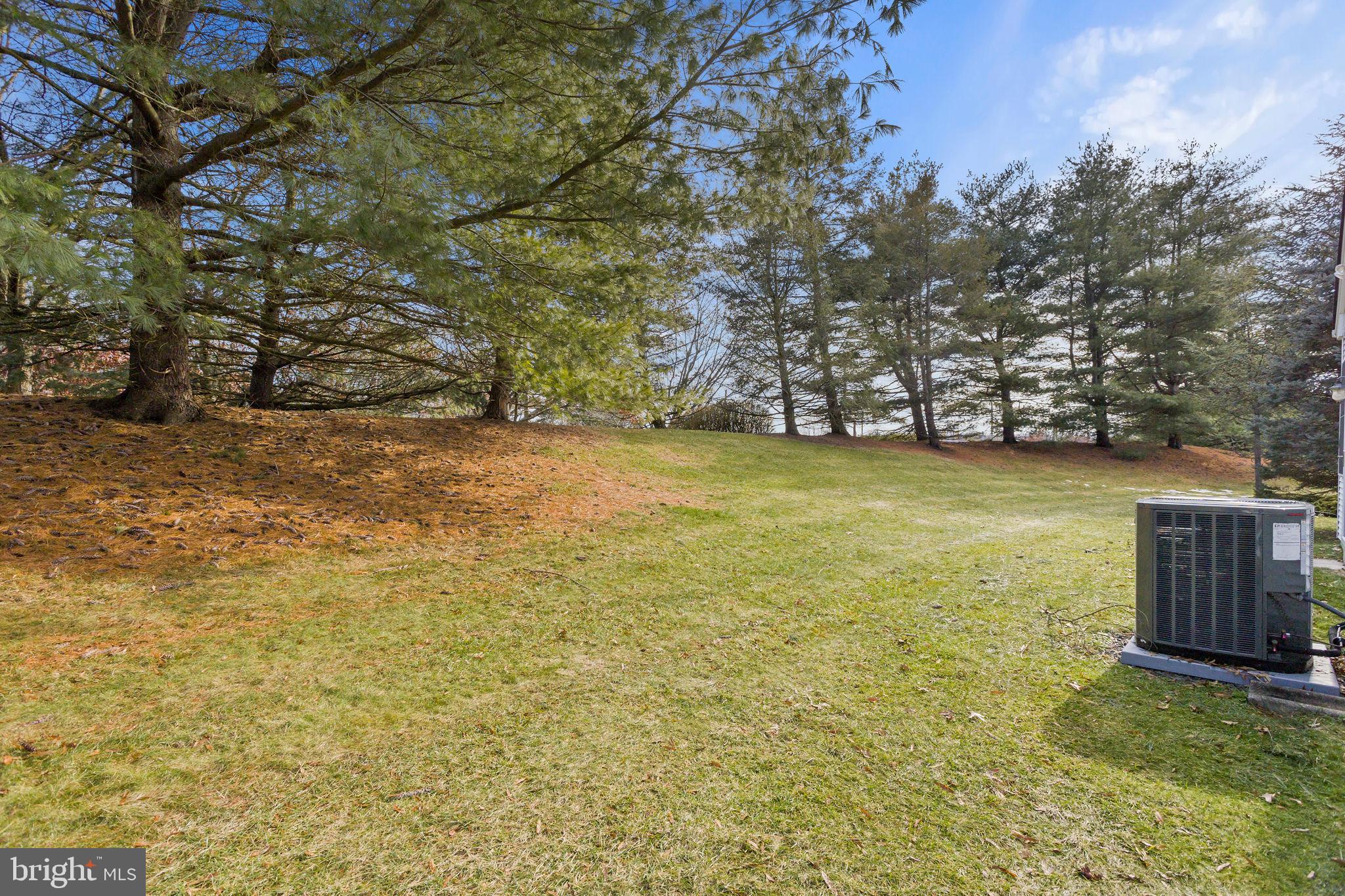 22 Hummingbird Drive Hamilton, NJ 08690 - Photo 25 of 25