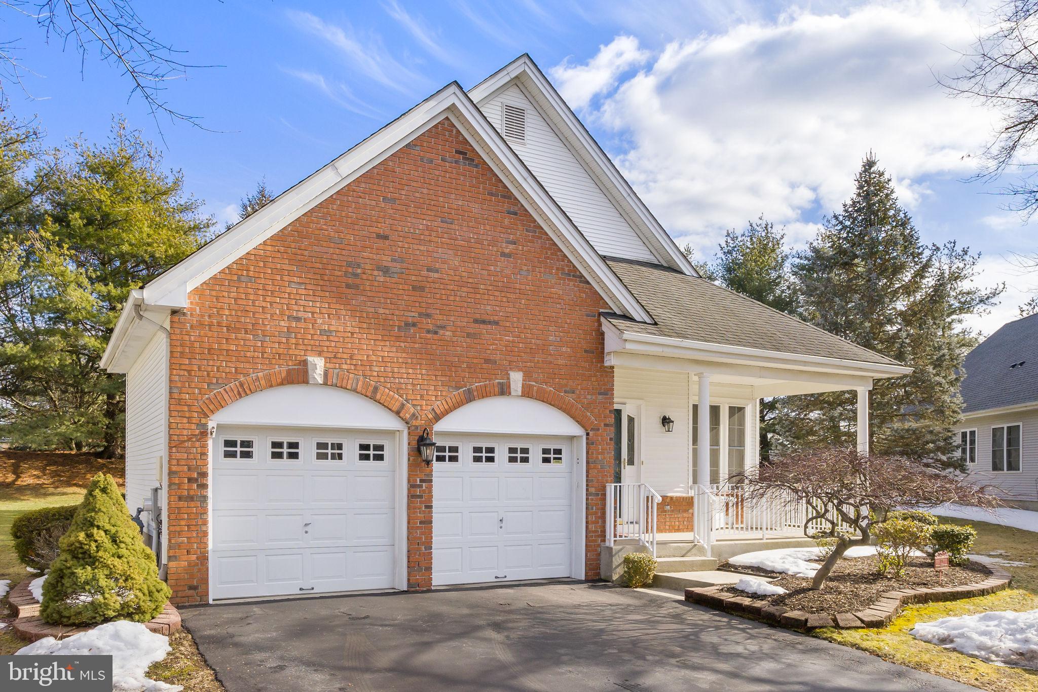 22 Hummingbird Drive Hamilton, NJ 08690 - Photo 3 of 25