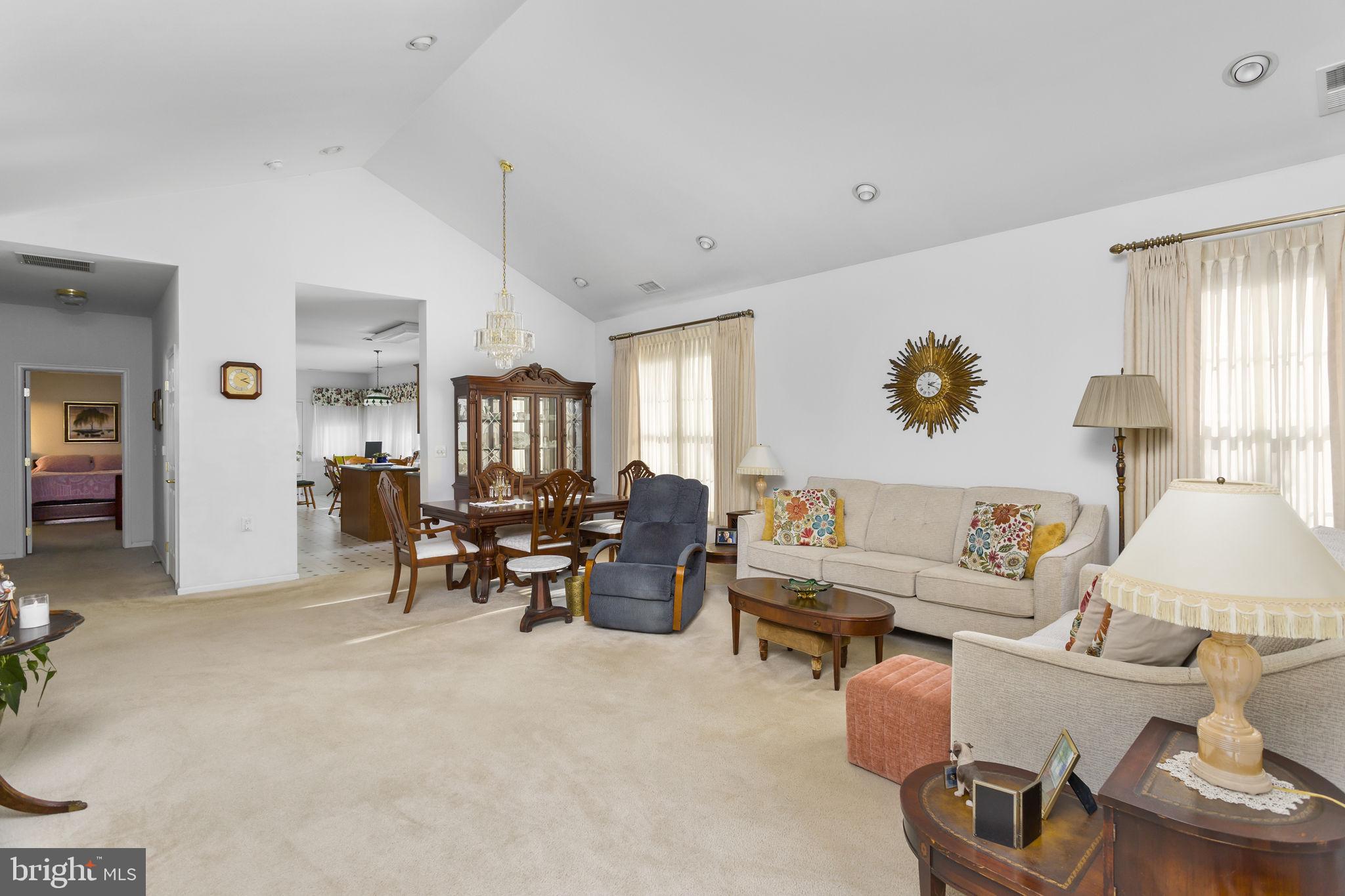 22 Hummingbird Drive Hamilton, NJ 08690 - Photo 8 of 25