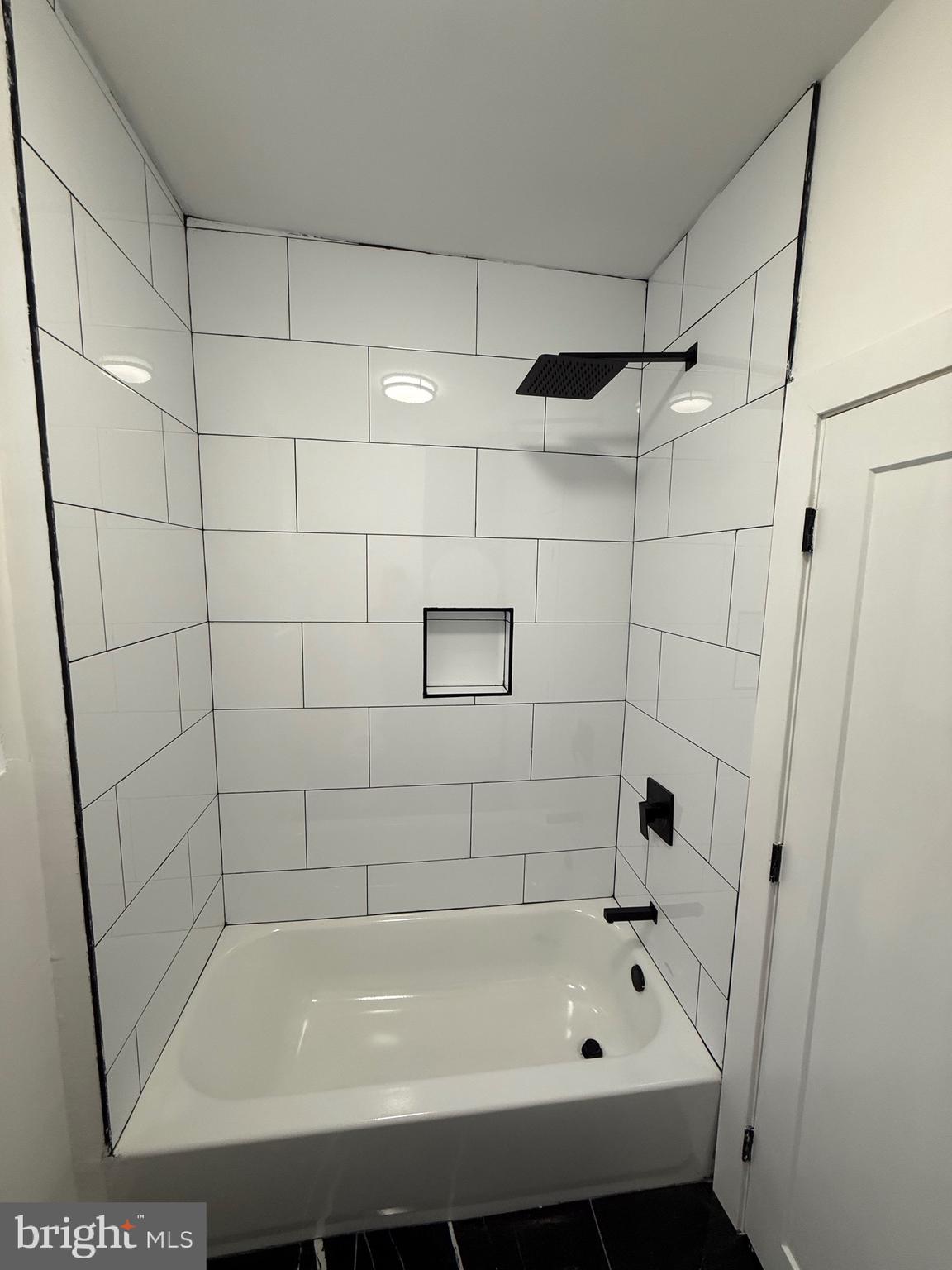 5908 Christian Street Philadelphia, PA 19143 - Photo 20 of 41 a bathroom with a bathtub