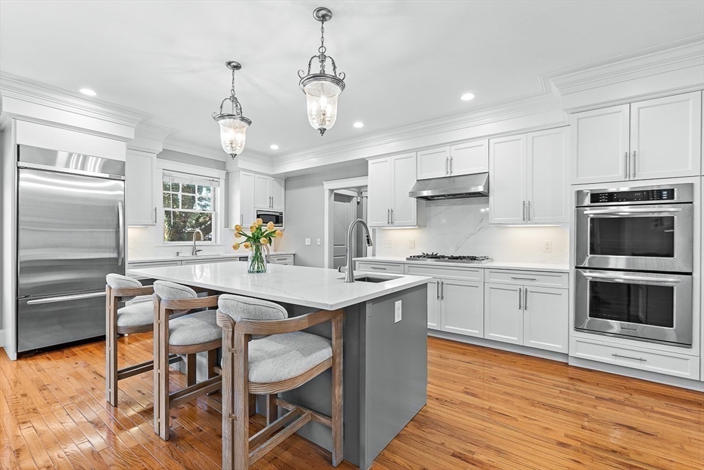 37 Mayflower Road Winchester, MA 01890 - Photo 11 of 40