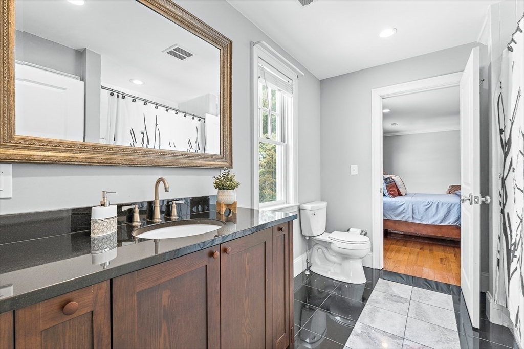 37 Mayflower Road Winchester, MA 01890 - Photo 31 of 40