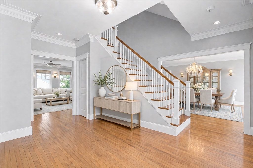 37 Mayflower Road Winchester, MA 01890 - Photo 7 of 40