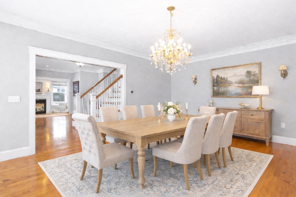 37 Mayflower Road Winchester, MA 01890 - Photo 10 of 40