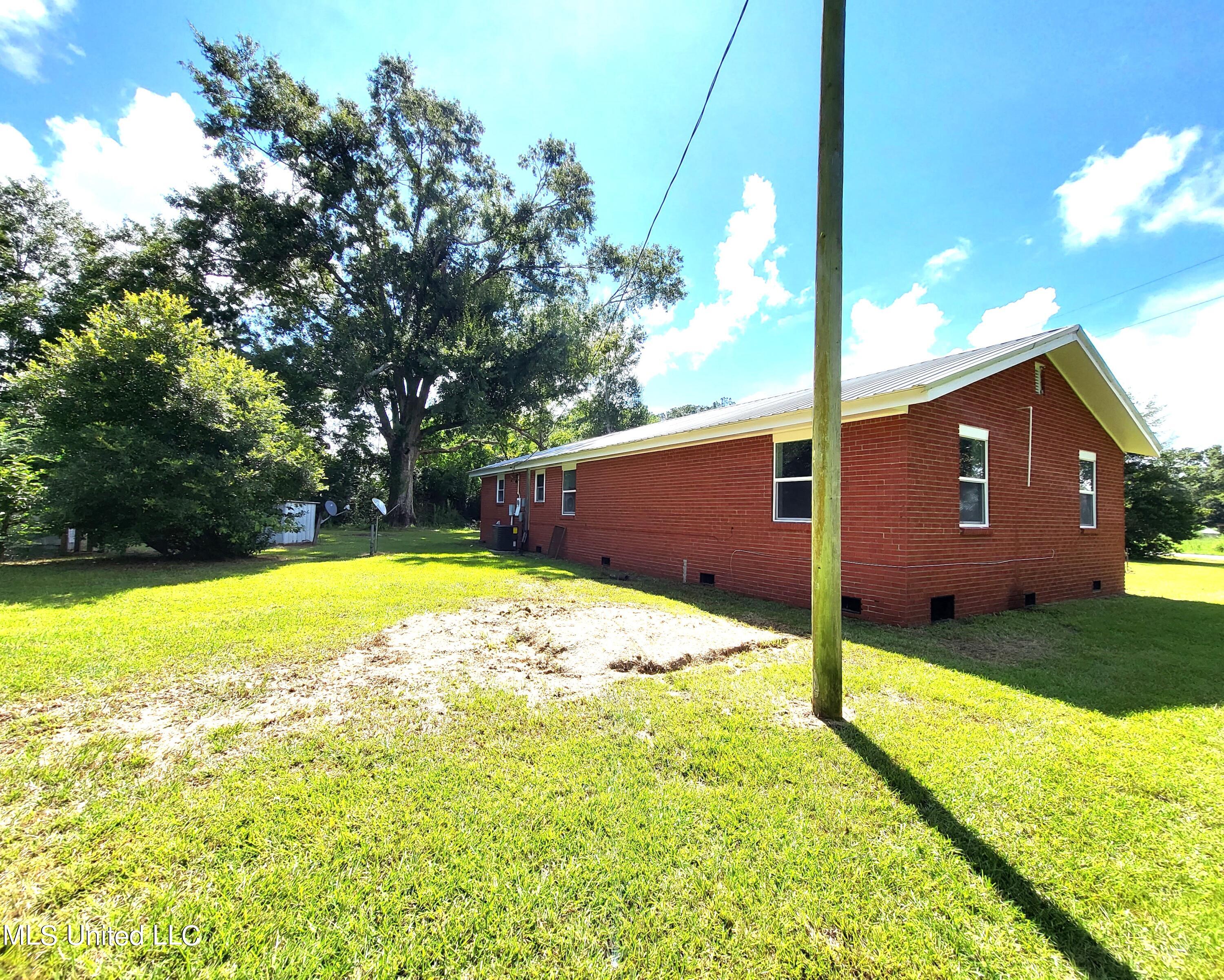 126 Gyther Fairley Road Lucedale, MS 39452 - Photo 16 of 18 20220812_104814