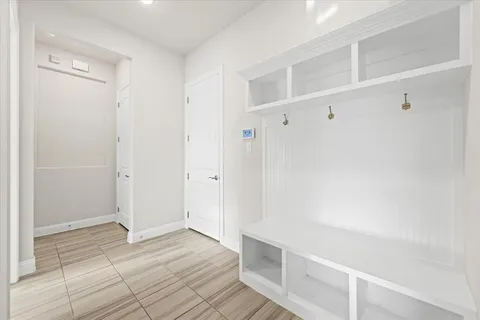 a view of an empty walk in closet