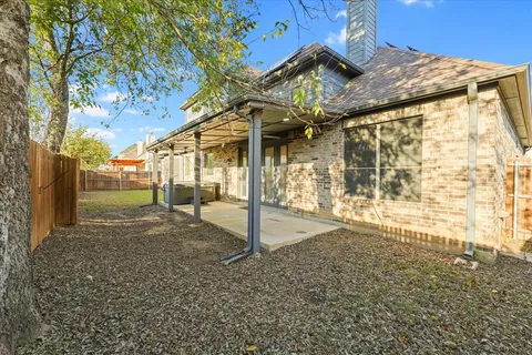 a view of a yard with porch