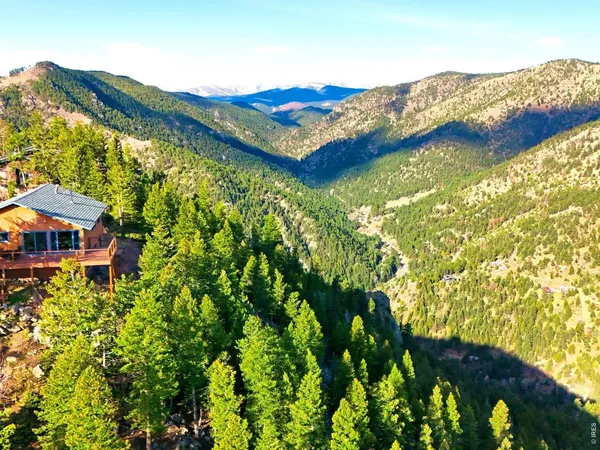 $950,000 | 345 Deer Trail Circle, Boulder, CO 80302