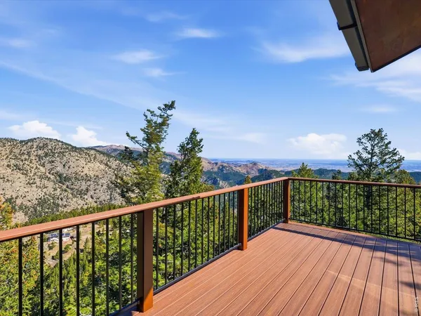 $950,000 | 345 Deer Trail Circle, Boulder, CO 80302