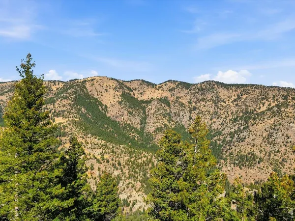 $950,000 | 345 Deer Trail Circle, Boulder, CO 80302