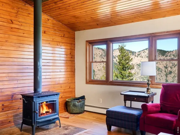 $950,000 | 345 Deer Trail Circle, Boulder, CO 80302