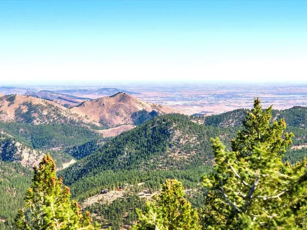 $950,000 | 345 Deer Trail Circle, Boulder, CO 80302