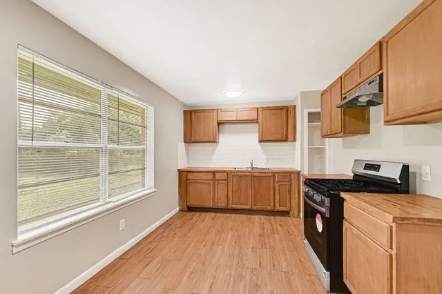 $1,500 | 4319 Howcher Street, Houston, TX 77047