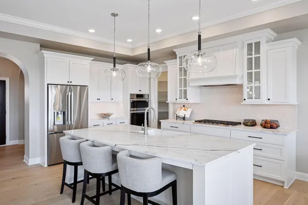 $1,014,800 | 9155 Mills Drive, Chanhassen, MN 55317