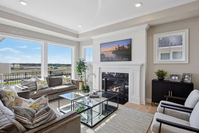 $1,014,800 | 9155 Mills Drive, Chanhassen, MN 55317