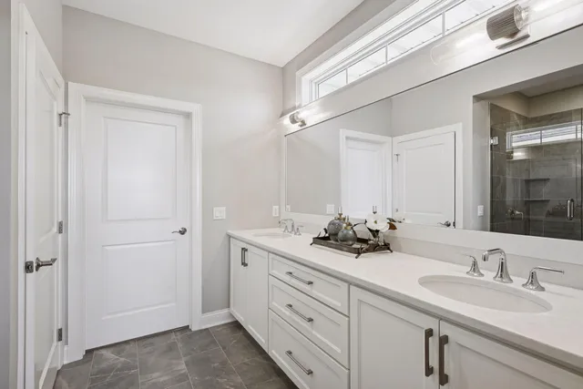 $1,014,800 | 9155 Mills Drive, Chanhassen, MN 55317