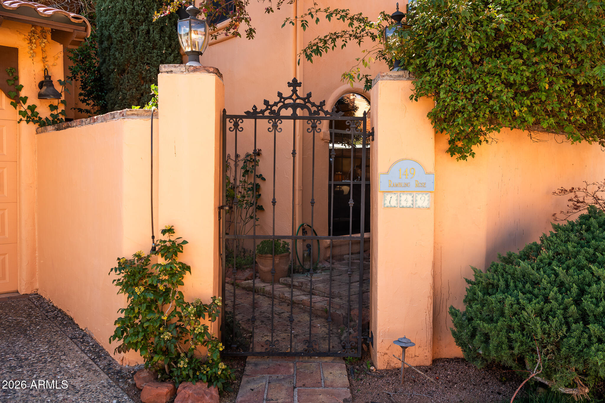 149 Ridge Trail Drive Sedona, AZ 86351 - Photo 2 of 40 149 Ridge Trail Dr-1004