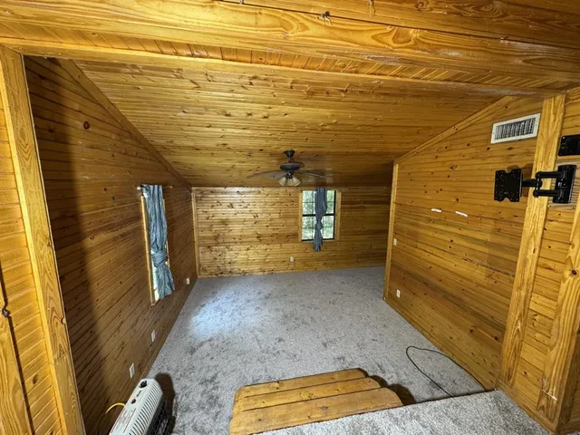 a view of walk in closet