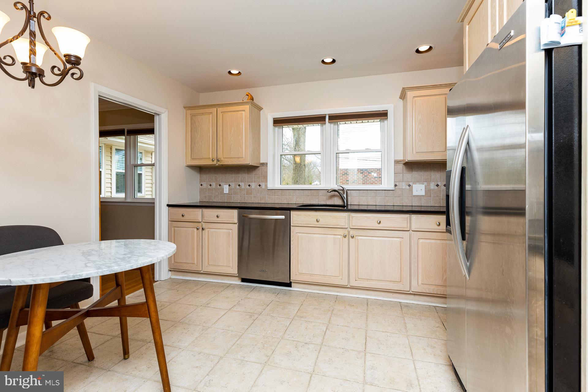 4500 Fielding Road Wilmington, DE 19802 - Photo 9 of 22 Eat-in kitchen