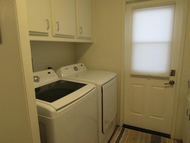 74288 Angel Camp Road Palm Desert, CA 92260 - Photo 20 of 26 laundry