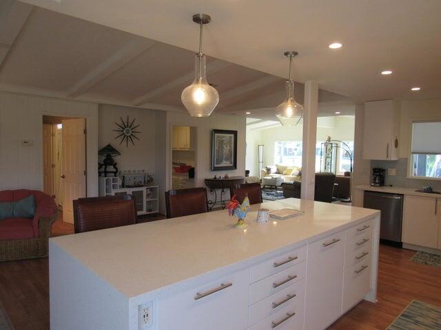 74288 Angel Camp Road Palm Desert, CA 92260 - Photo 4 of 26 kitchen