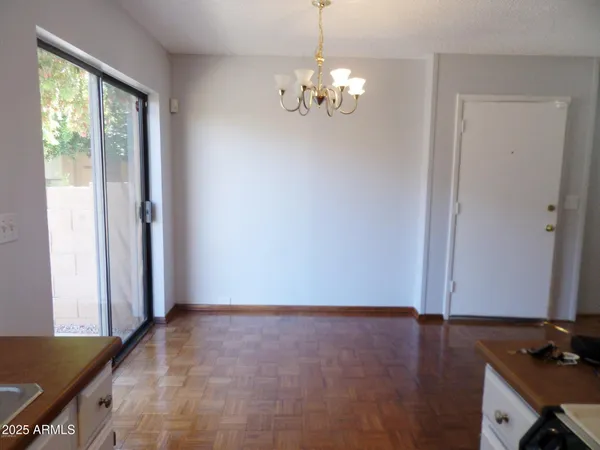 $1,400 | 10427 North 10th Street, Unit 3, Phoenix, AZ 85020