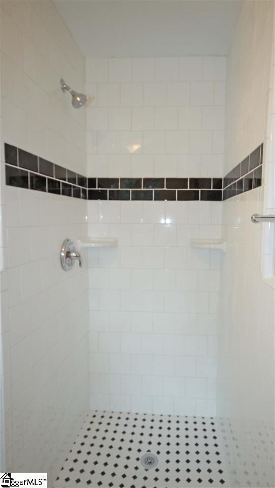 202 Sweetbriar Road Greenville, SC 29615 - Photo 13 of 28 Gallery Image 13