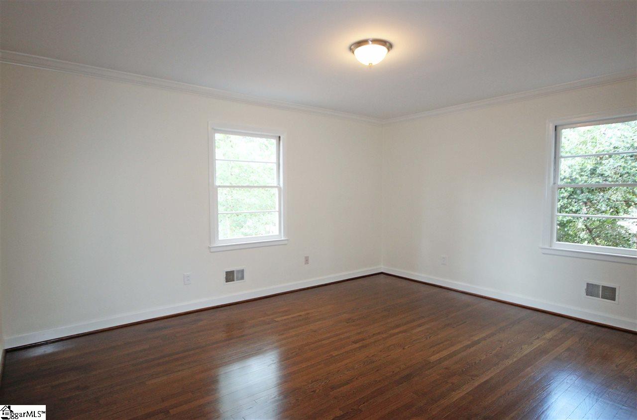 202 Sweetbriar Road Greenville, SC 29615 - Photo 14 of 28 Gallery Image 14