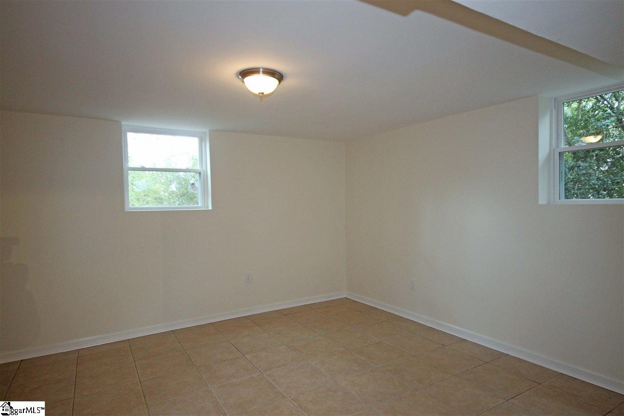 202 Sweetbriar Road Greenville, SC 29615 - Photo 21 of 28 Gallery Image 21