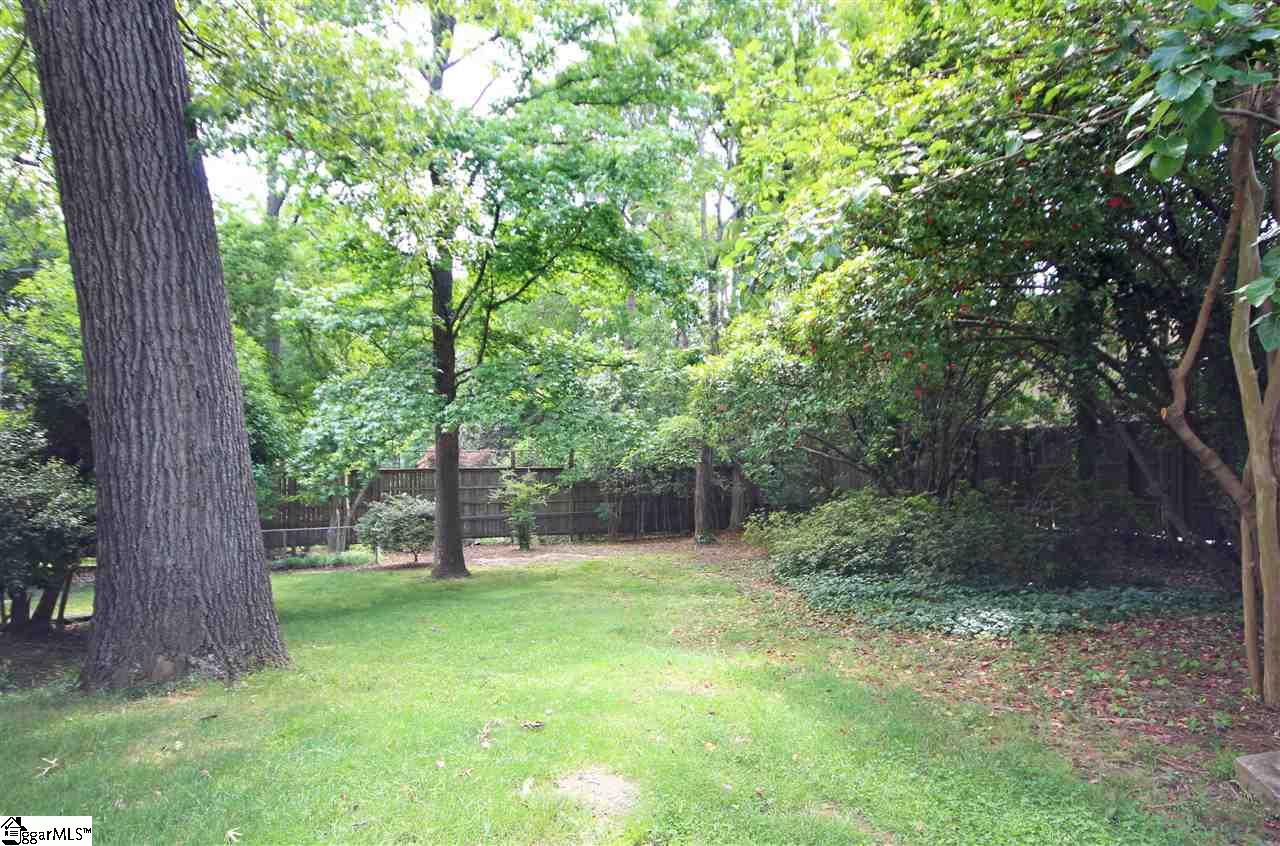 202 Sweetbriar Road Greenville, SC 29615 - Photo 27 of 28 Gallery Image 27