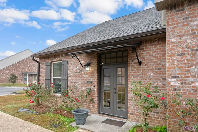 $235,000 | 5793 Sweet Olive Ln Street, St. Francisville, LA 70775