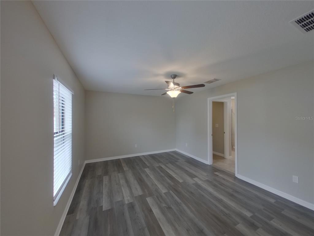 14802 Emerald Landing Place Wimauma, FL 33598 - Photo 12 of 17