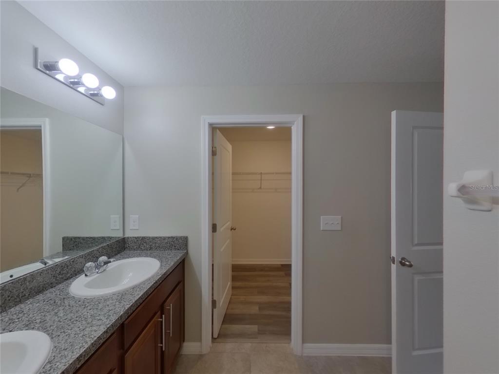 14802 Emerald Landing Place Wimauma, FL 33598 - Photo 15 of 17