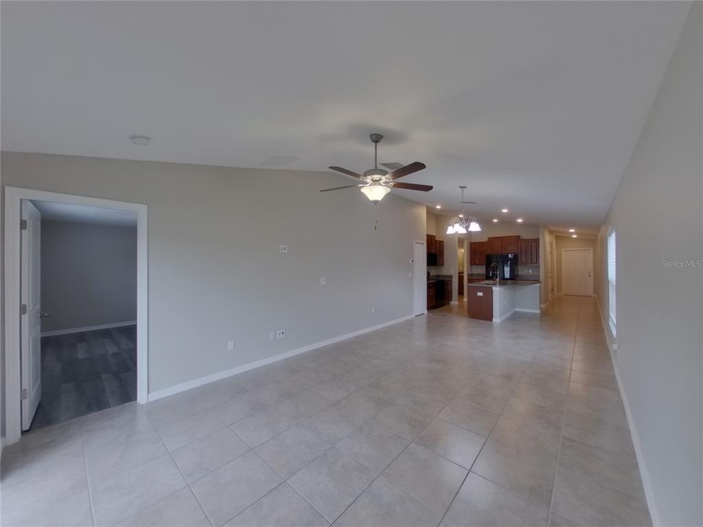 14802 Emerald Landing Place Wimauma, FL 33598 - Photo 3 of 17