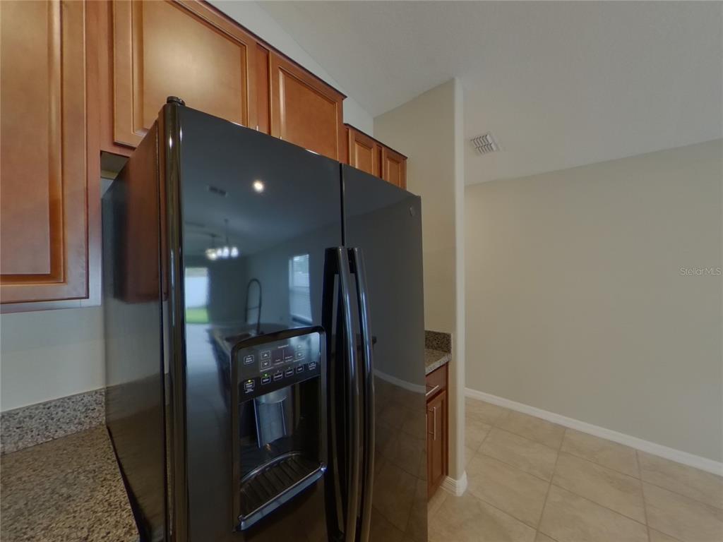 14802 Emerald Landing Place Wimauma, FL 33598 - Photo 6 of 17