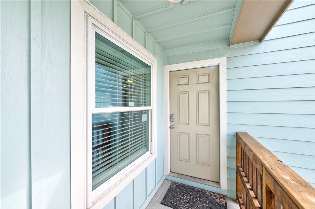 230 Cut-Off Road, Unit 204 Port Aransas, TX 78373 - Photo 3 of 37