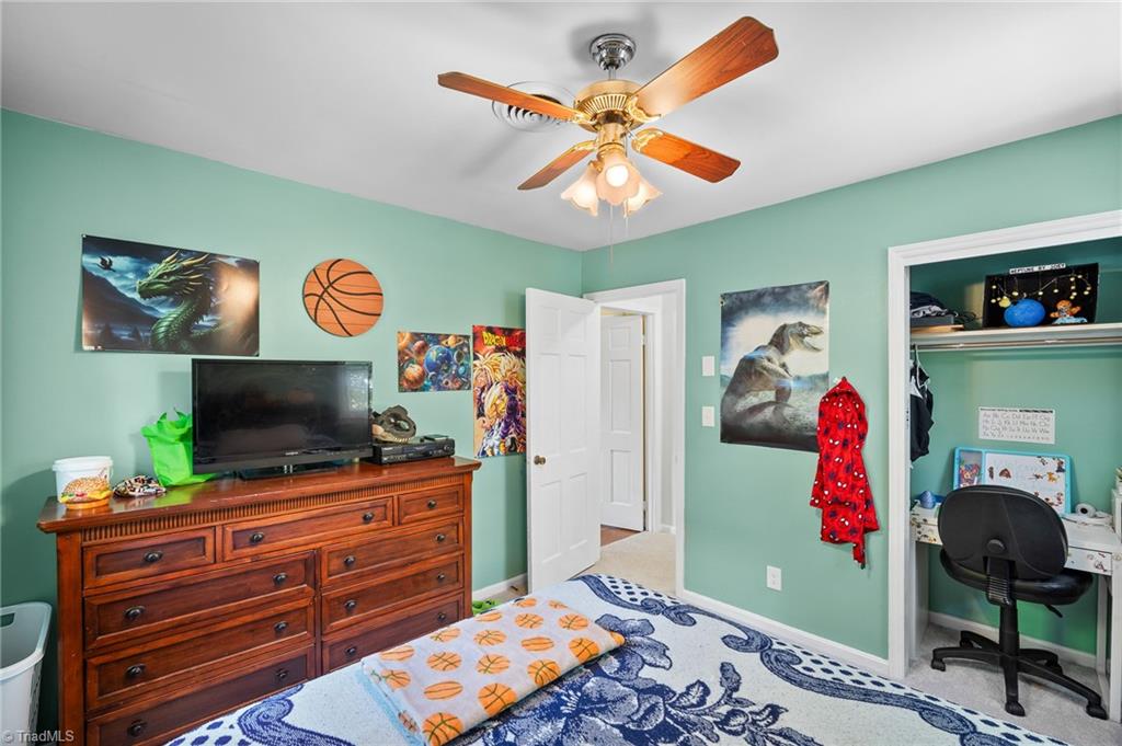 1001 Oakview Road High Point, NC 27265 - Photo 30 of 35