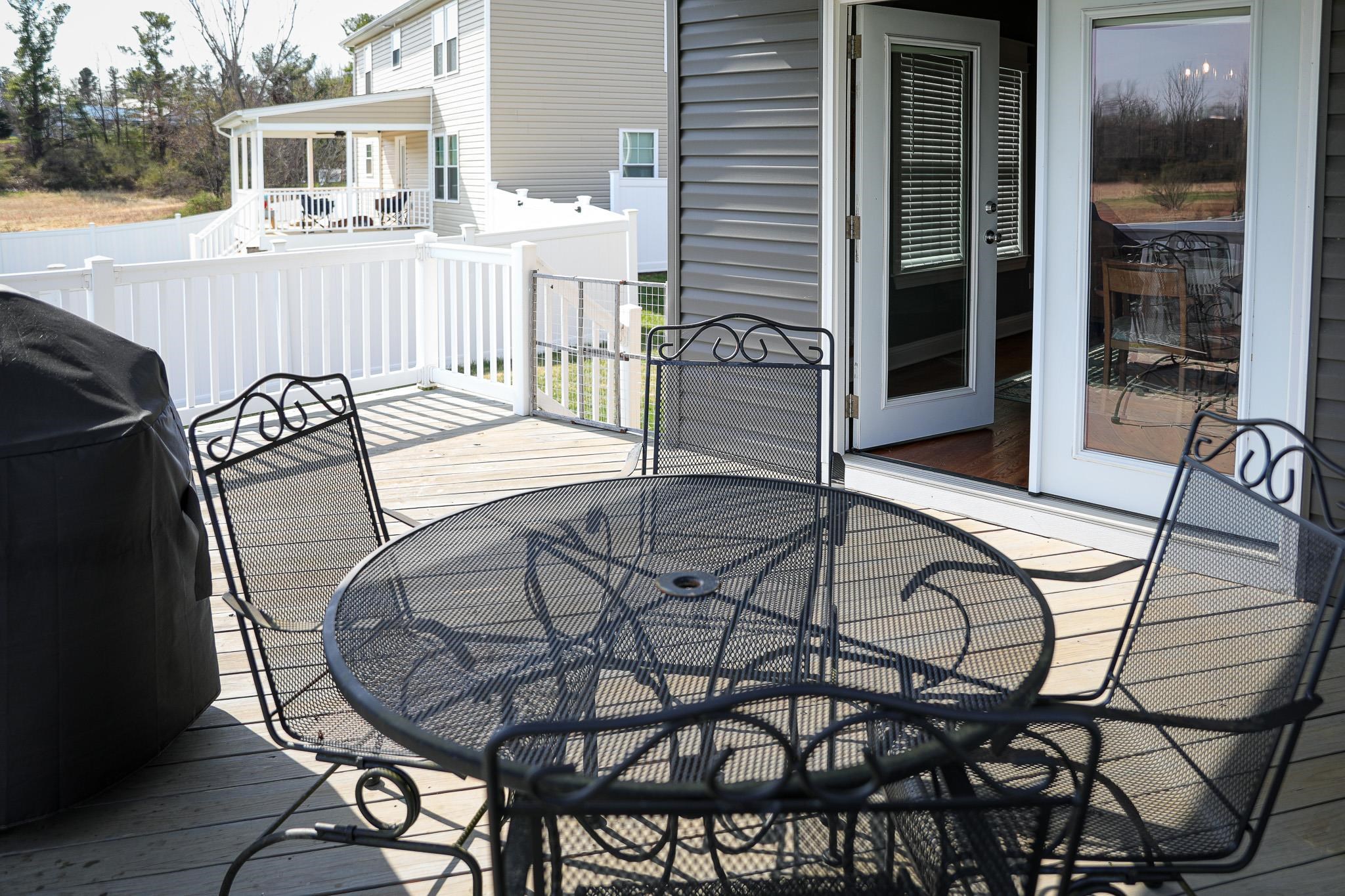 145 Paige Street Waynesboro, VA 22980 - Photo 9 of 58