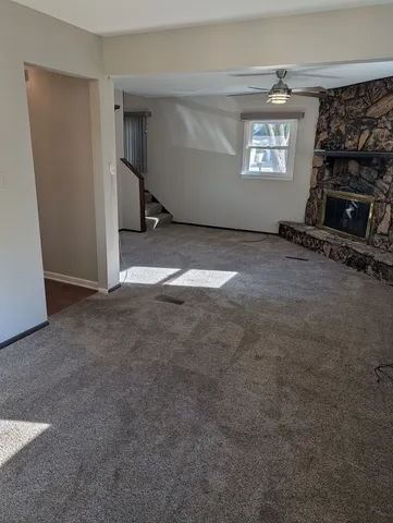 $3,500 | 342 Sunrise Avenue, Willowbrook, IL 60527