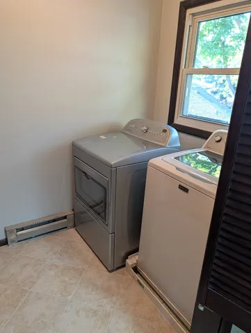 $3,500 | 342 Sunrise Avenue, Willowbrook, IL 60527