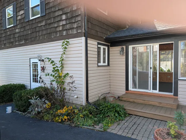 $3,500 | 342 Sunrise Avenue, Willowbrook, IL 60527