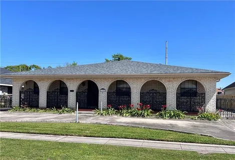 $490,000 | 1145 Papworth Avenue, Metairie, LA 70005