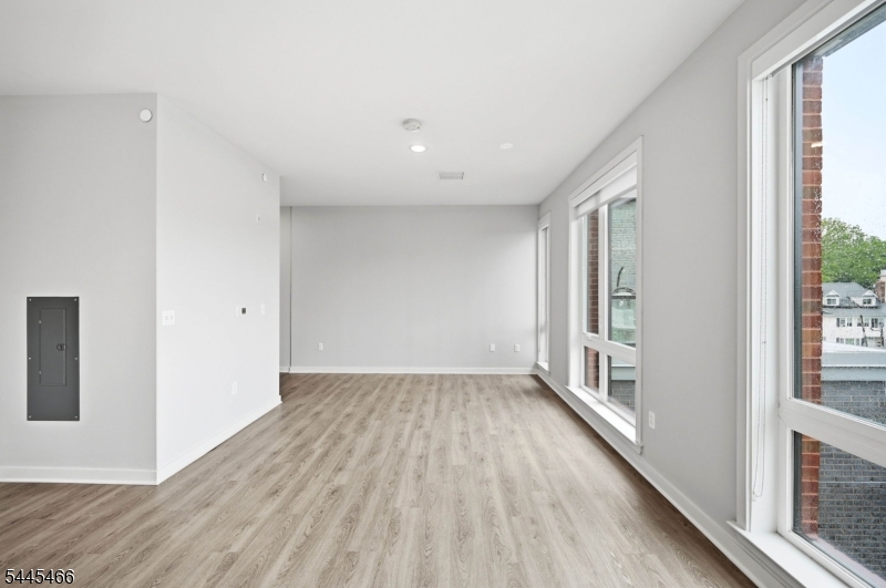 175 Morris Street, Unit 408 Morristown, NJ 07960 - Photo 9 of 23