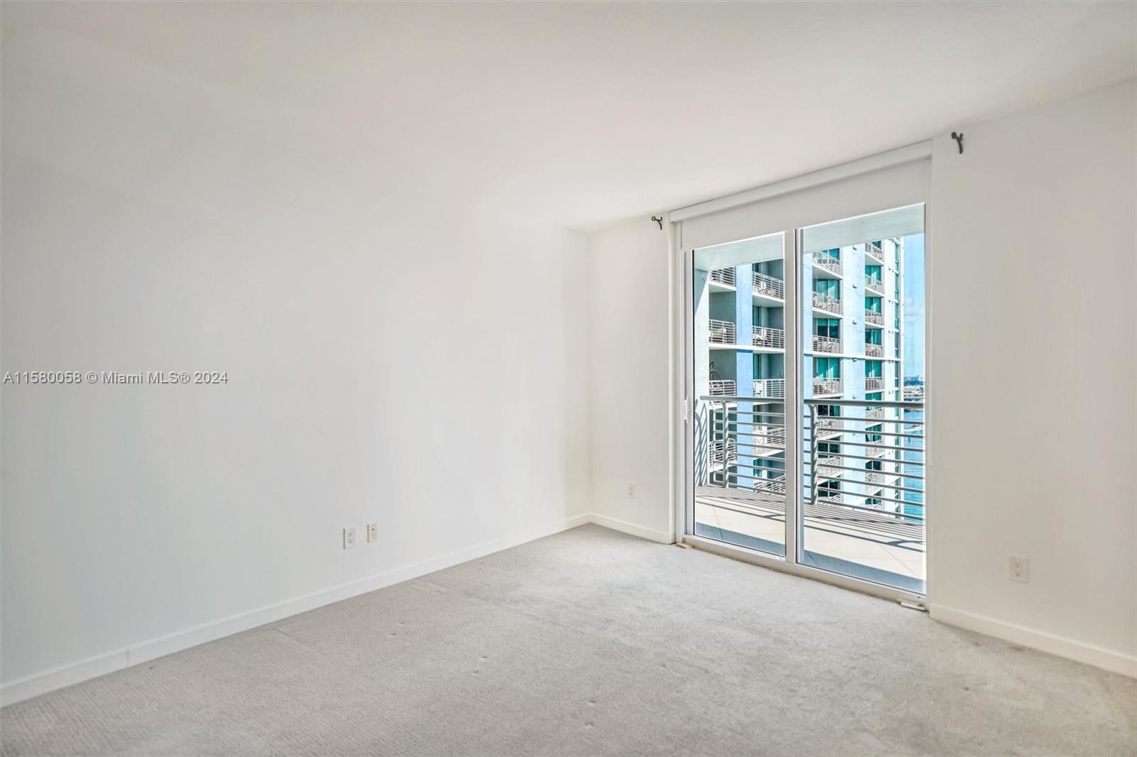 325 Biscayne Boulevard, Unit 1923 Miami, FL 33131 - Photo 19 of 47