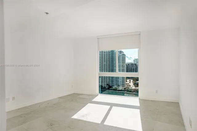 $1,200,000 | 325 Biscayne Boulevard, Unit 1923, Miami, FL 33131