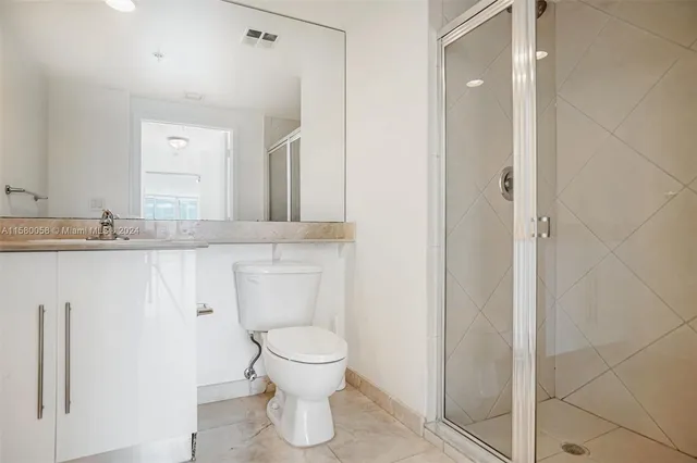 $1,200,000 | 325 Biscayne Boulevard, Unit 1923, Miami, FL 33131