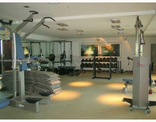 325 Biscayne Boulevard, Unit 1923 Miami, FL 33131 - Photo 41 of 47