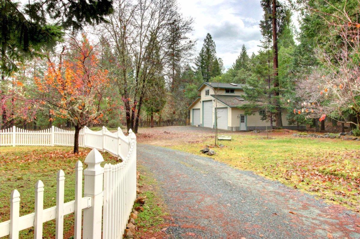 2101 Queens Branch Road Rogue River, OR 97537 - Photo 5 of 25 Additional Photo