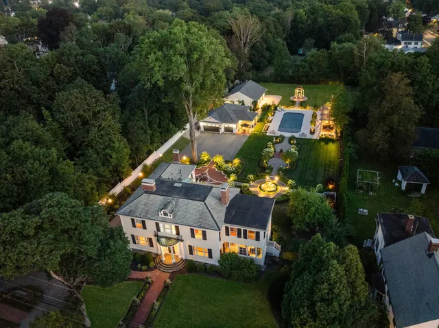 $2,849,900 | 98 Silver Street, Dover, NH 03820