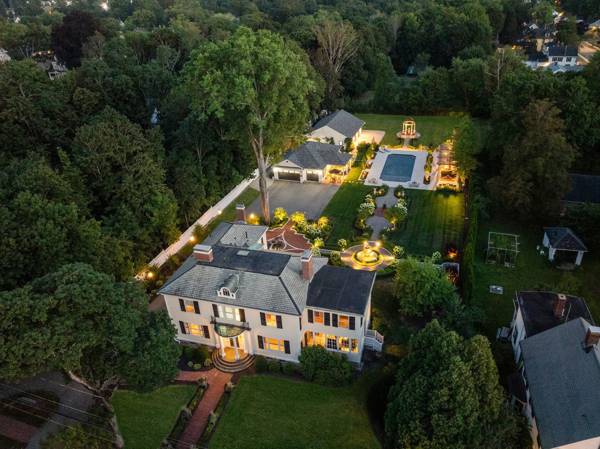 98 Silver Street Dover, NH 03820 - Photo 4 of 58